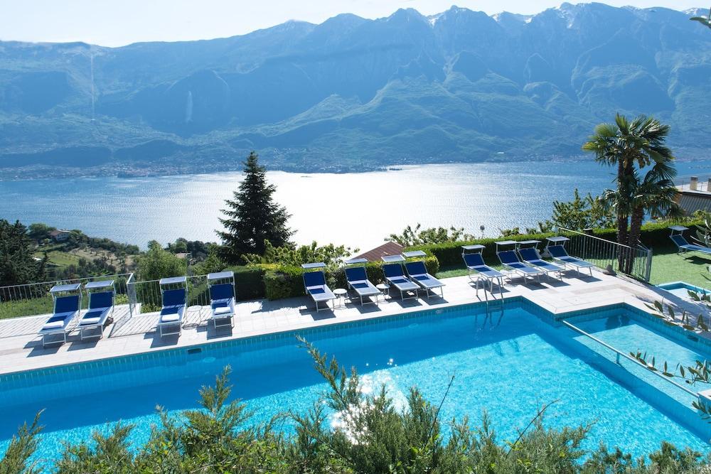 Hotel Village Lucia 3*