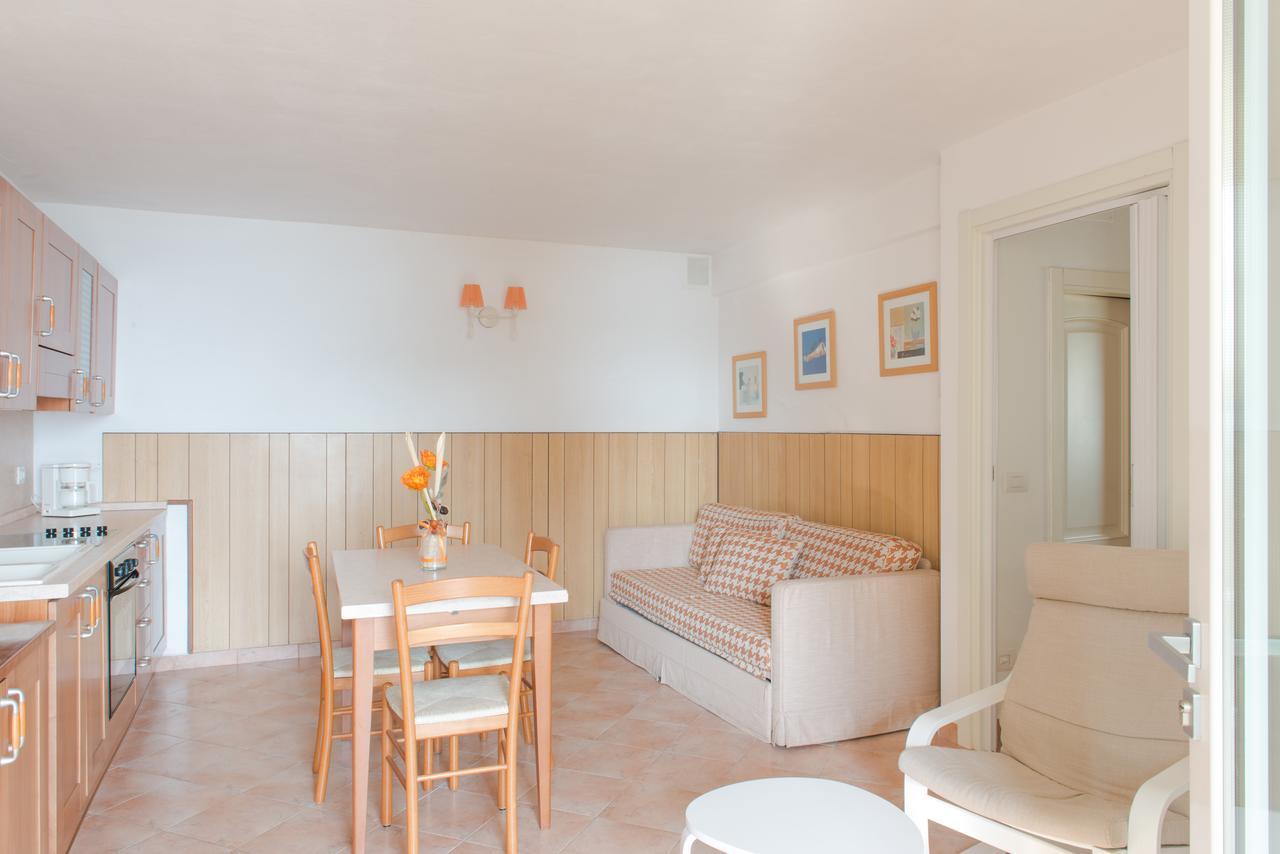 Village Lucia 3*