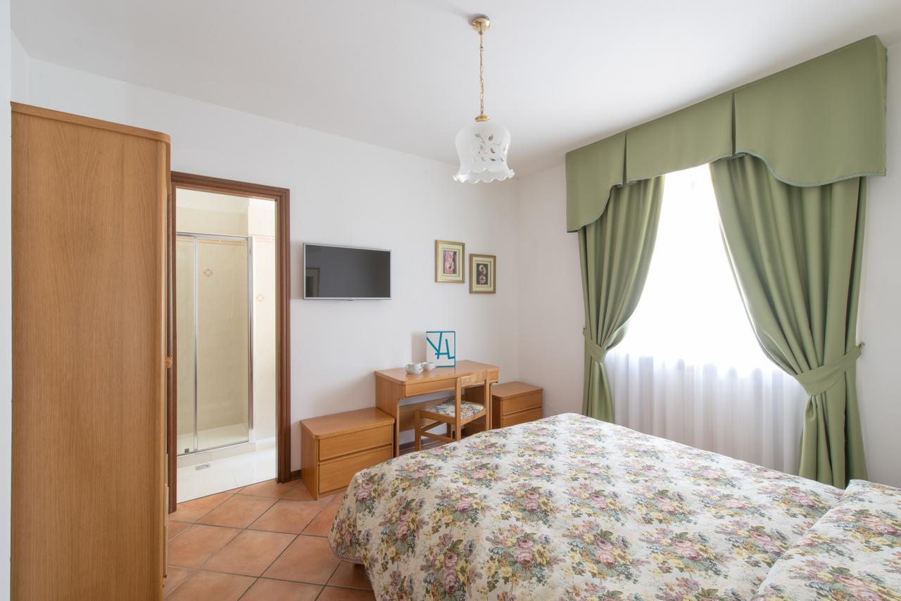 Village Lucia 3*