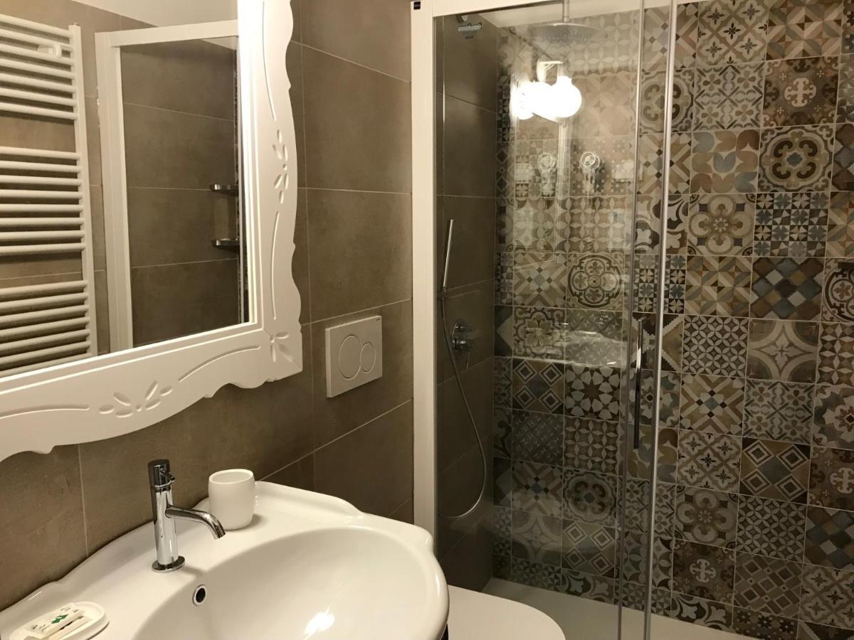 Village Lucia Hotel 3*