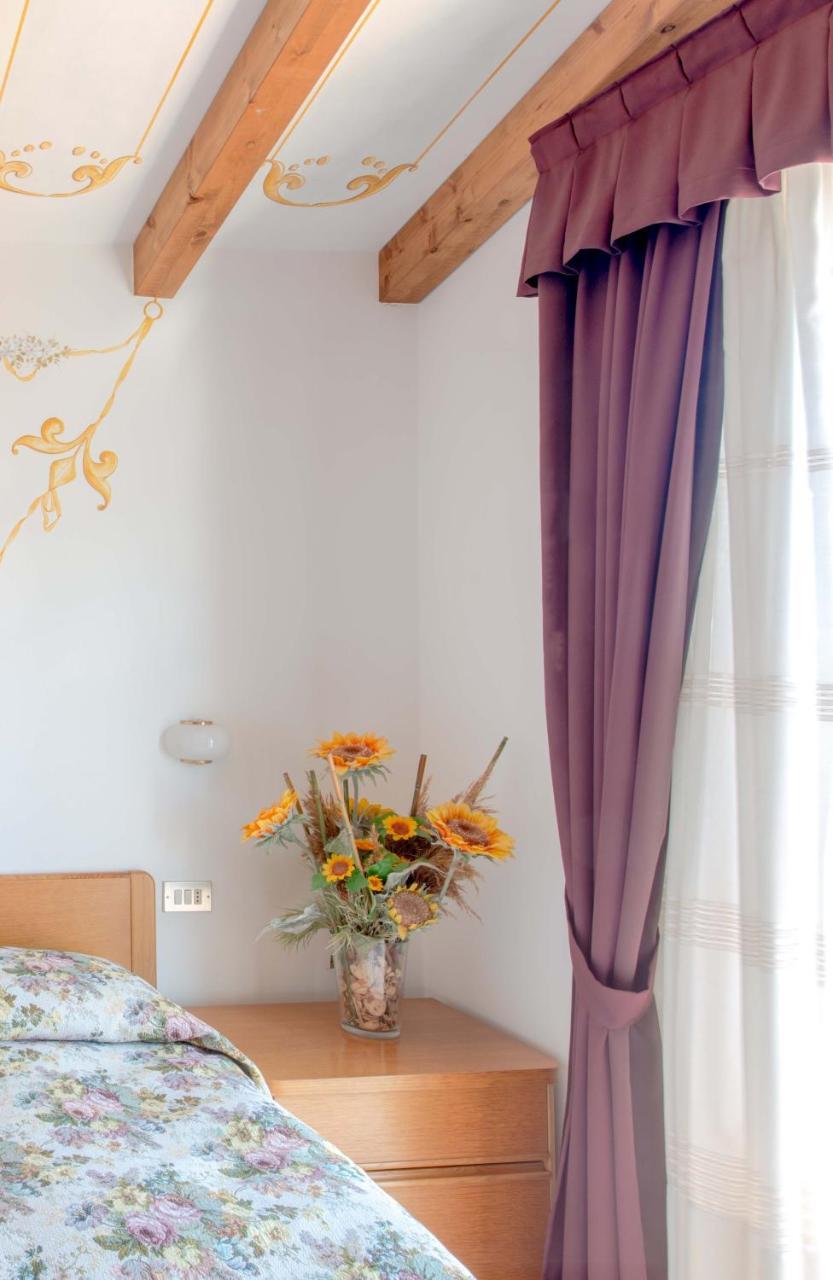 Hotel Village Lucia 3*